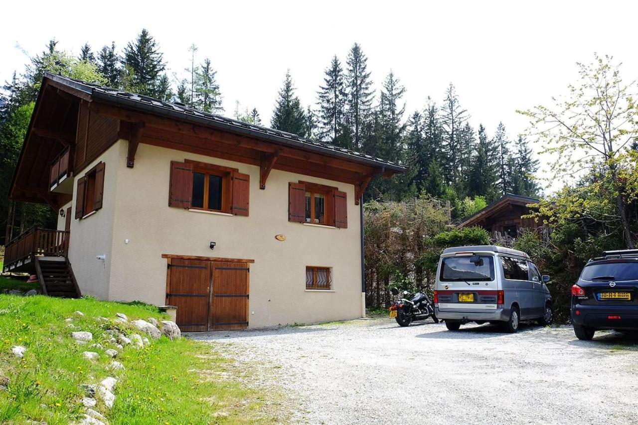 Chamonix Large Chalet, Sleeps 12, 200m2, 5 Bedroom, 4 Bathroom, Garden, Jacuzzi, Sauna Exterior foto