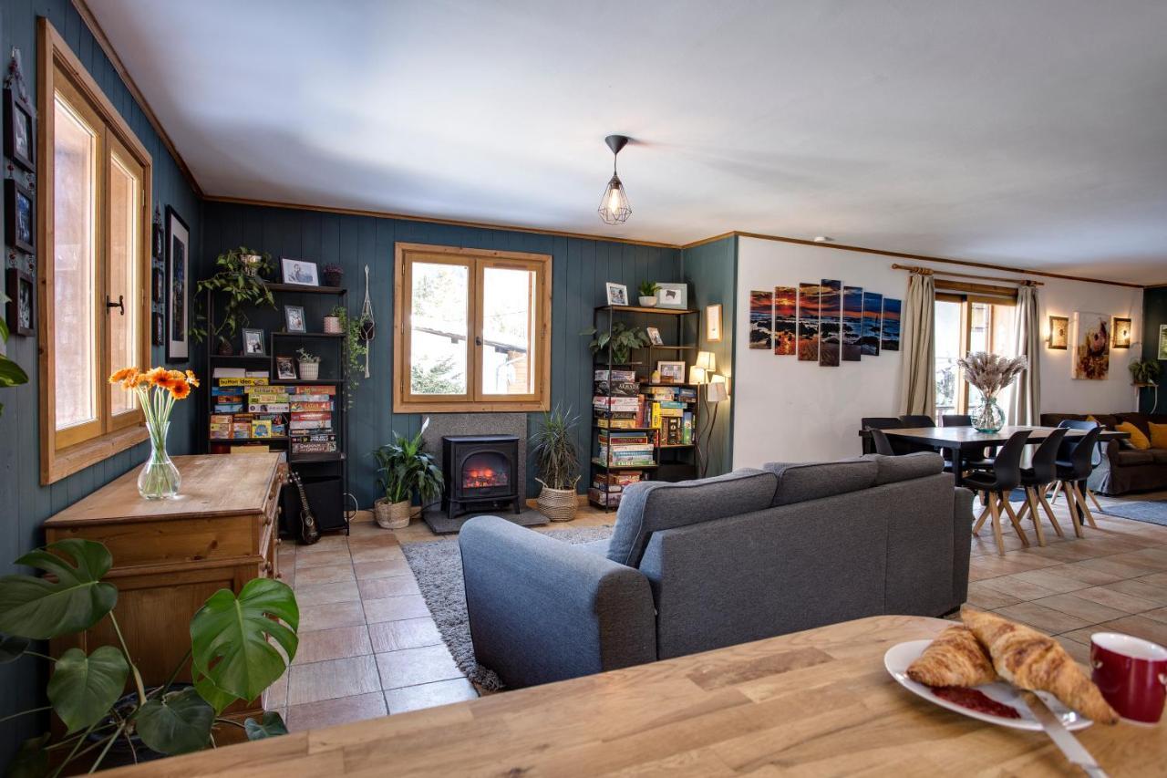 Chamonix Large Chalet, Sleeps 12, 200m2, 5 Bedroom, 4 Bathroom, Garden, Jacuzzi, Sauna Exterior foto